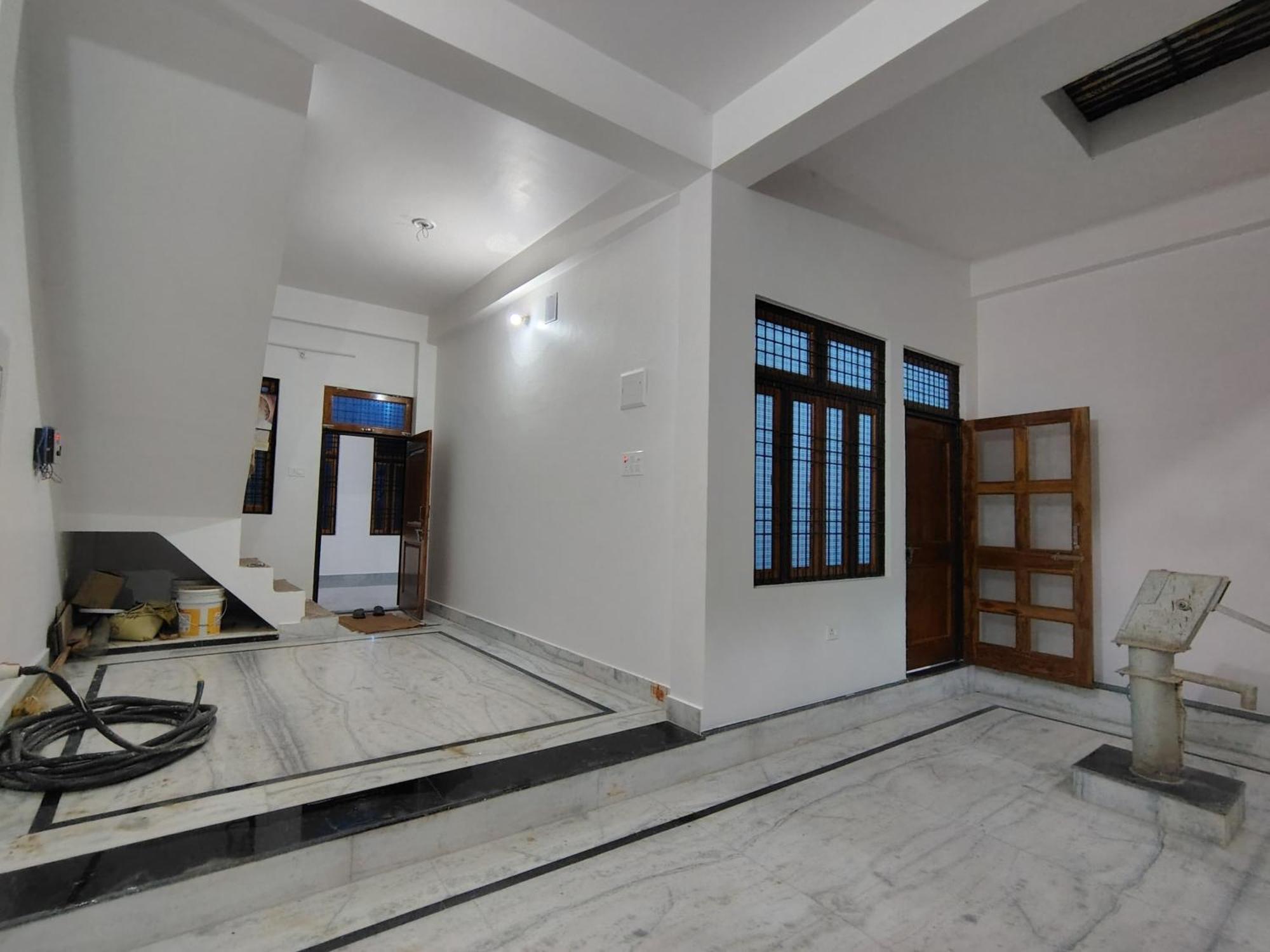 Prabhu Niwas 2 Hotel Prayagraj Exterior photo