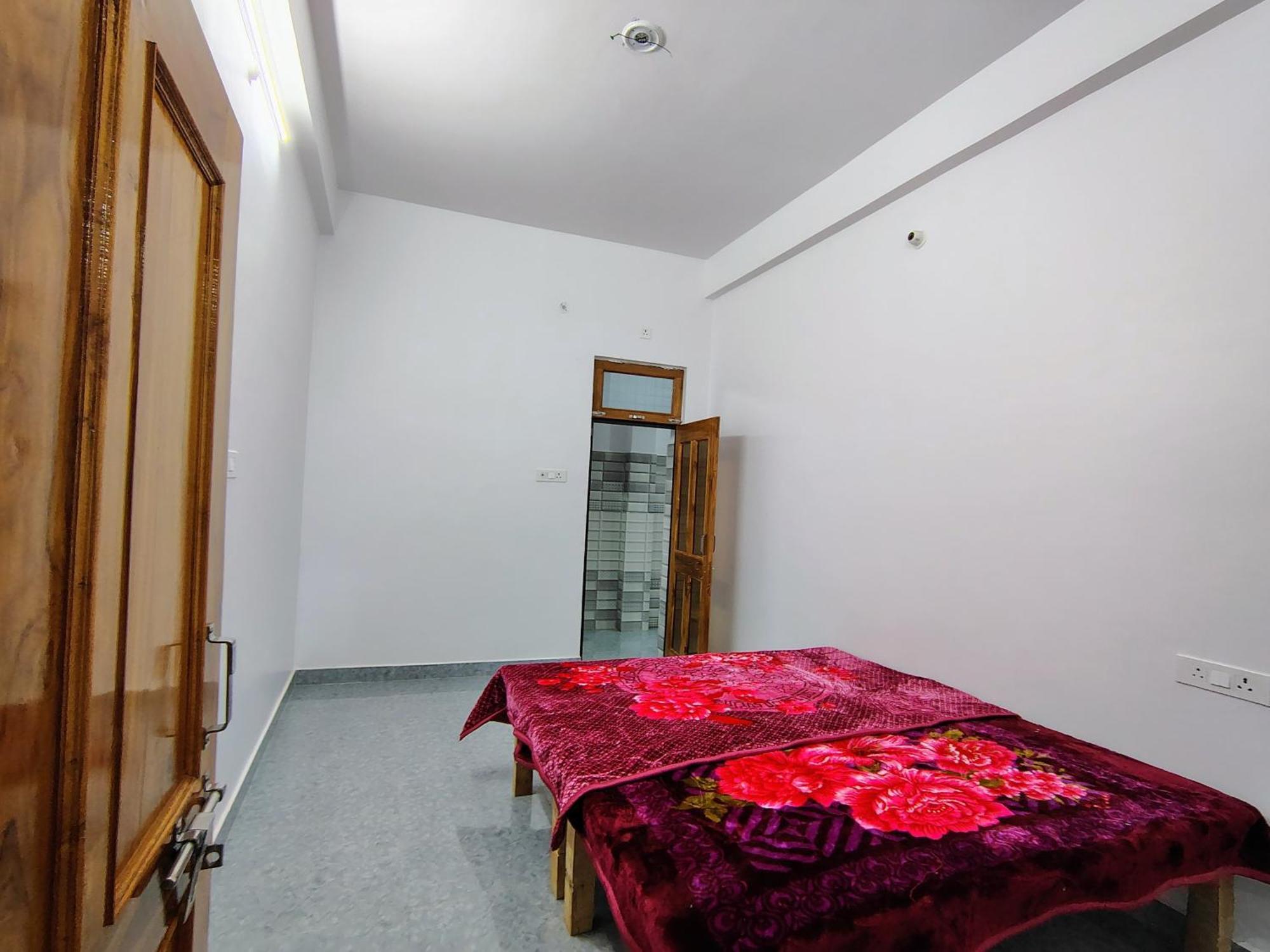 Prabhu Niwas 2 Hotel Prayagraj Exterior photo